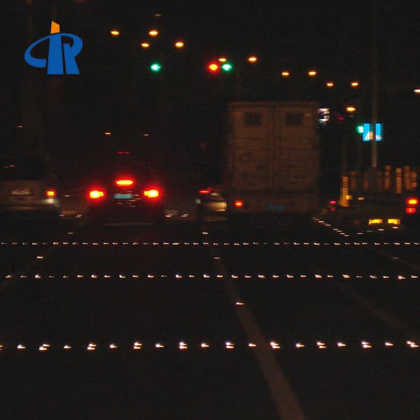 <h3>Ceramic Road Stud On Motorway With Shank In Japan-RUICHEN </h3>
